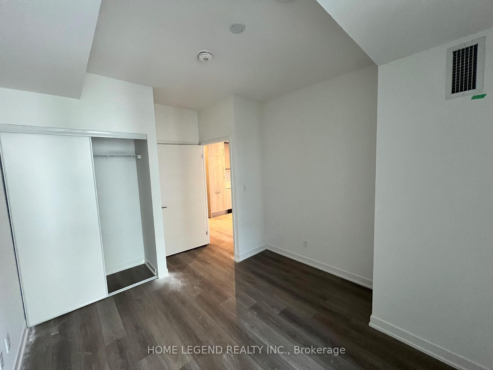38 Simcoe Promenade Unit 715 photo 9