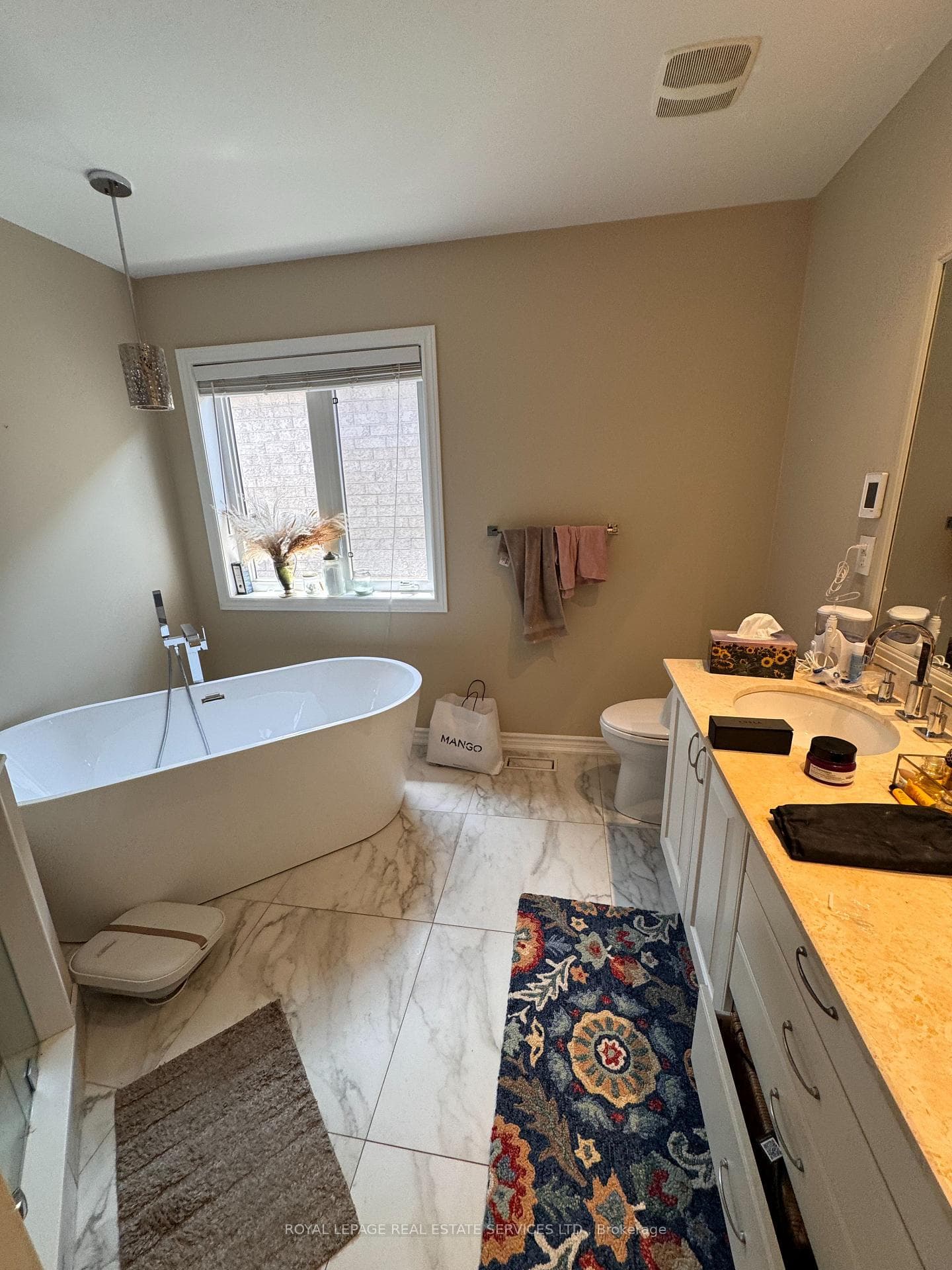 2307 Wuthering Heights Way photo 20