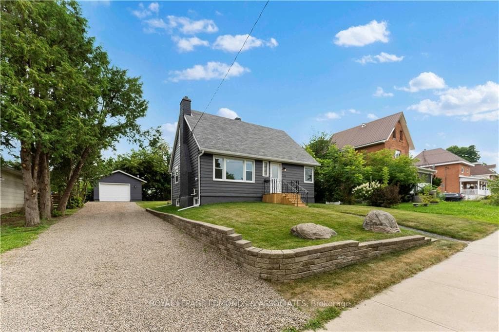 332 ALFRED Street photo 1