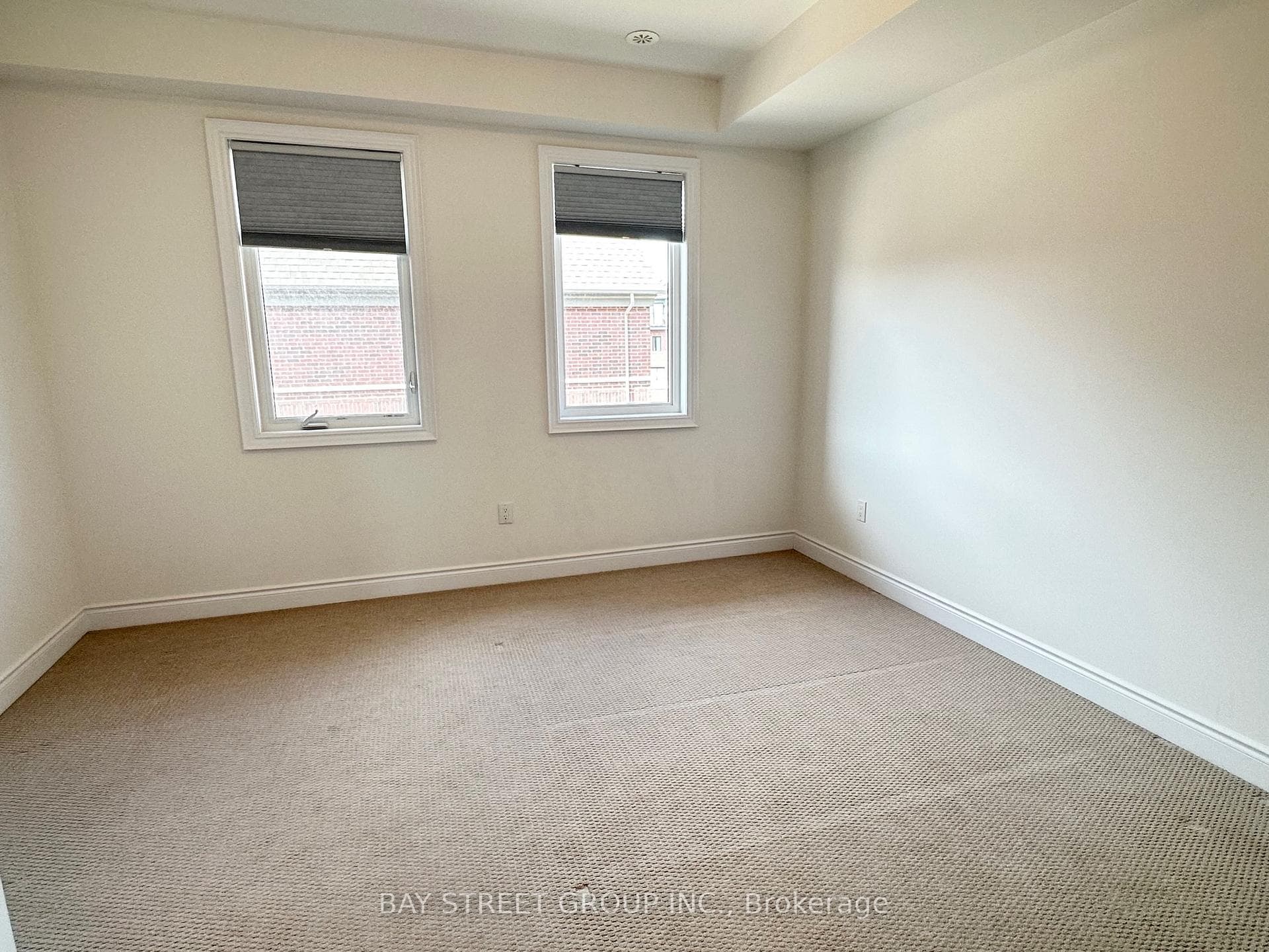 2172 Trafalgar Road Unit #21 photo 12
