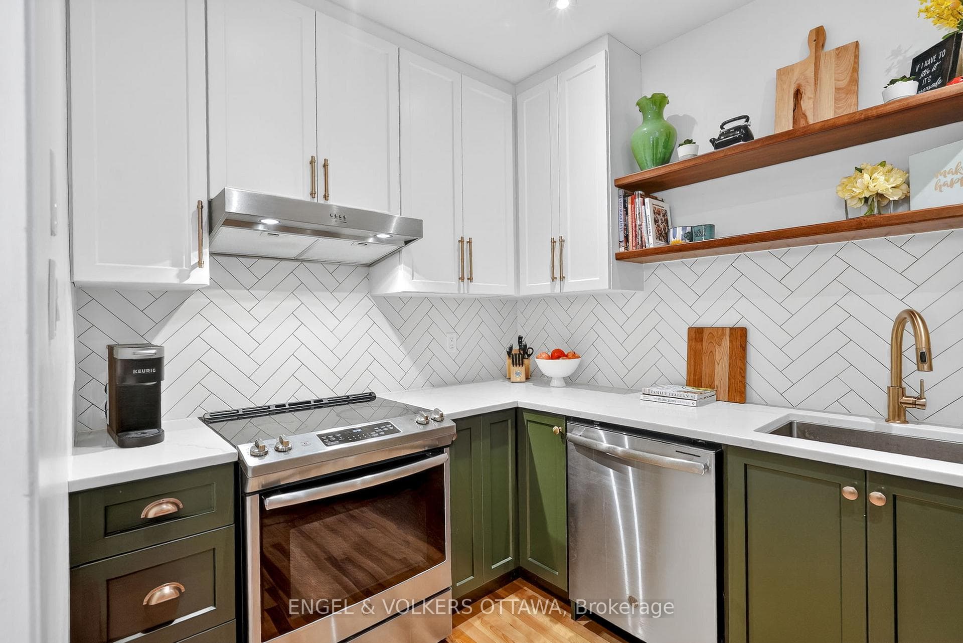 320 Waverley Street Unit apt. 2 photo 11