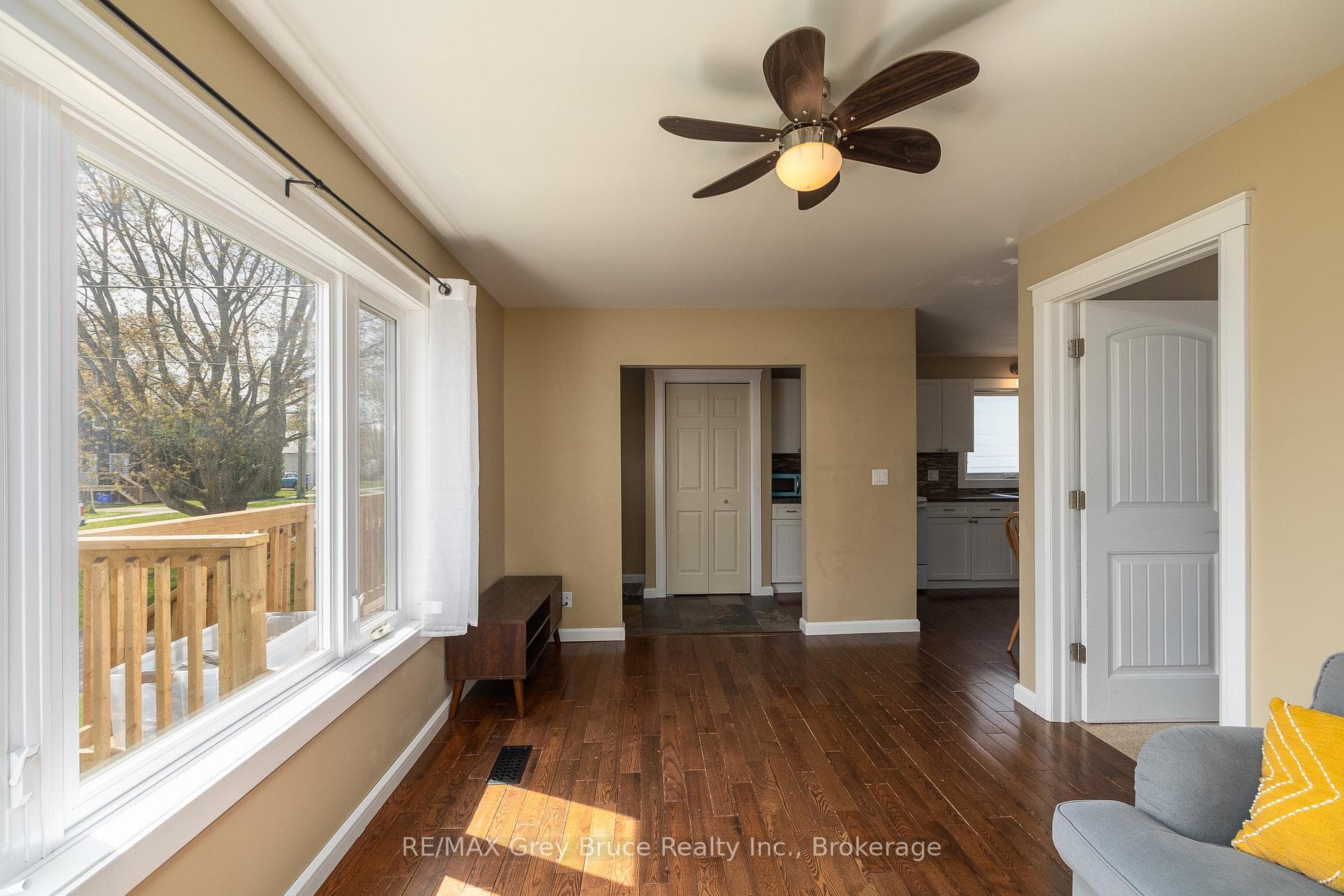 1550 5th Avenue photo 13