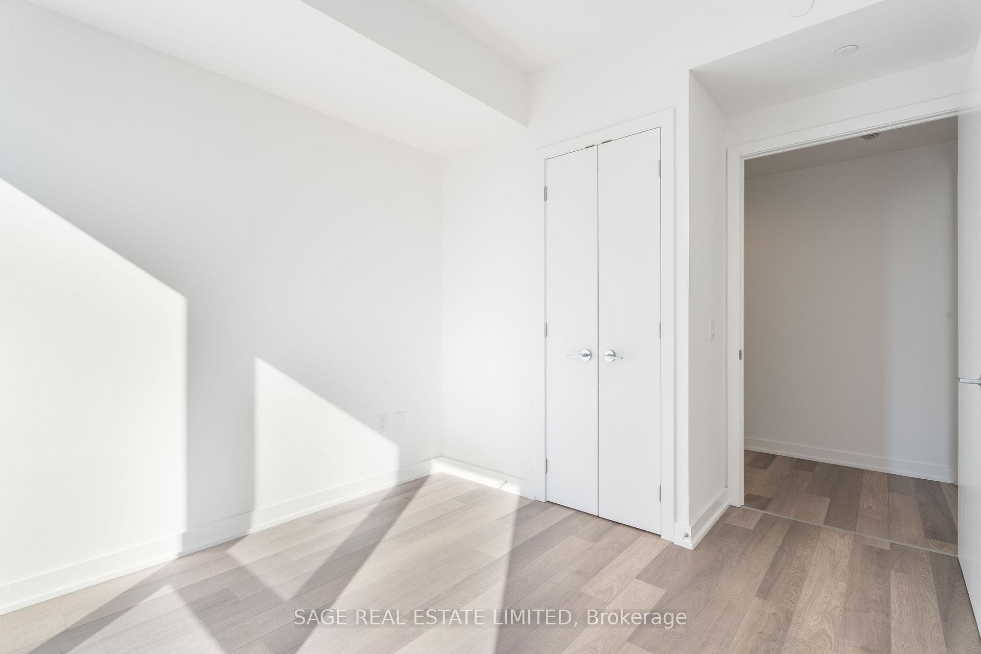 357 King Street Unit 2109 photo 10