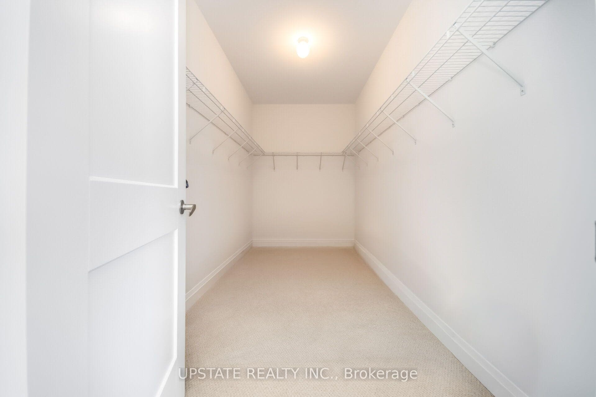 21 Pearsall Place photo 38