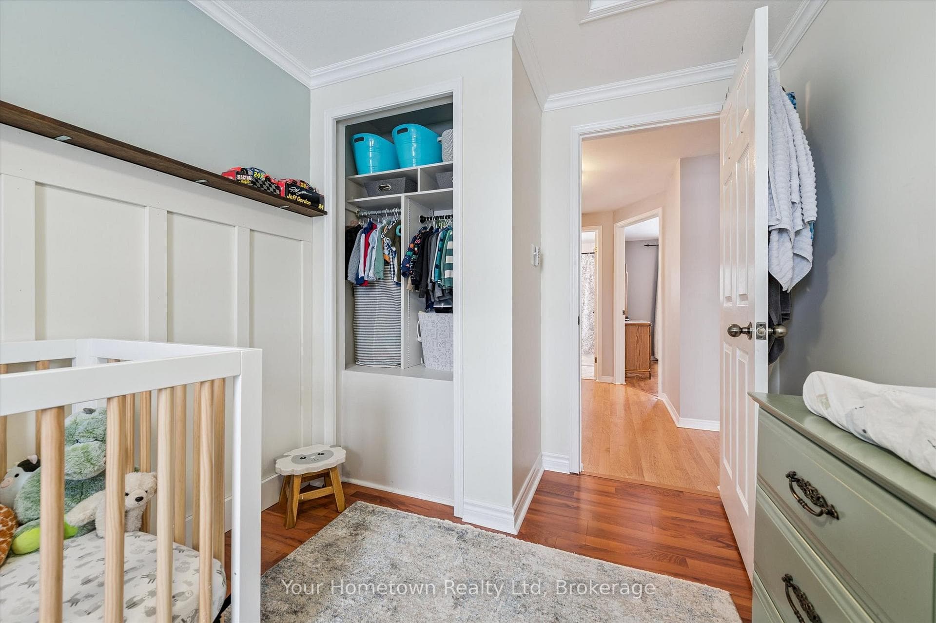666 Holman Crescent photo 22