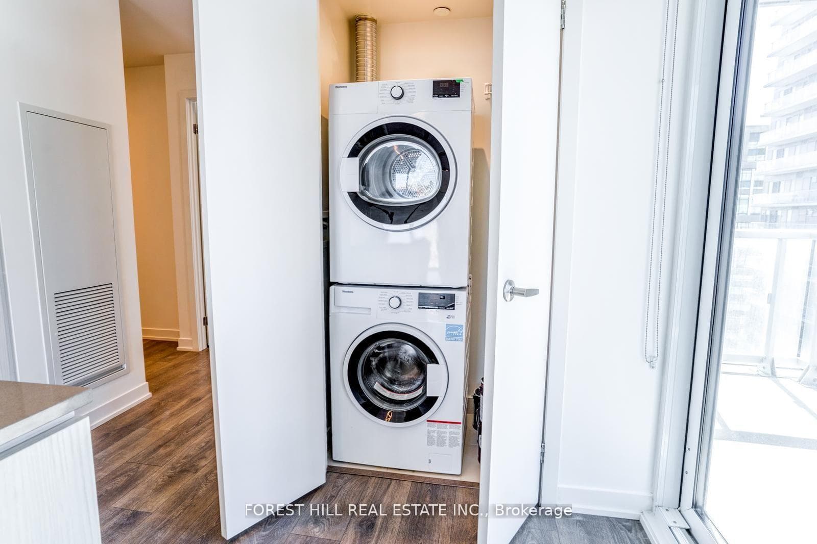 20 Richardson Street Unit 1208 photo 17