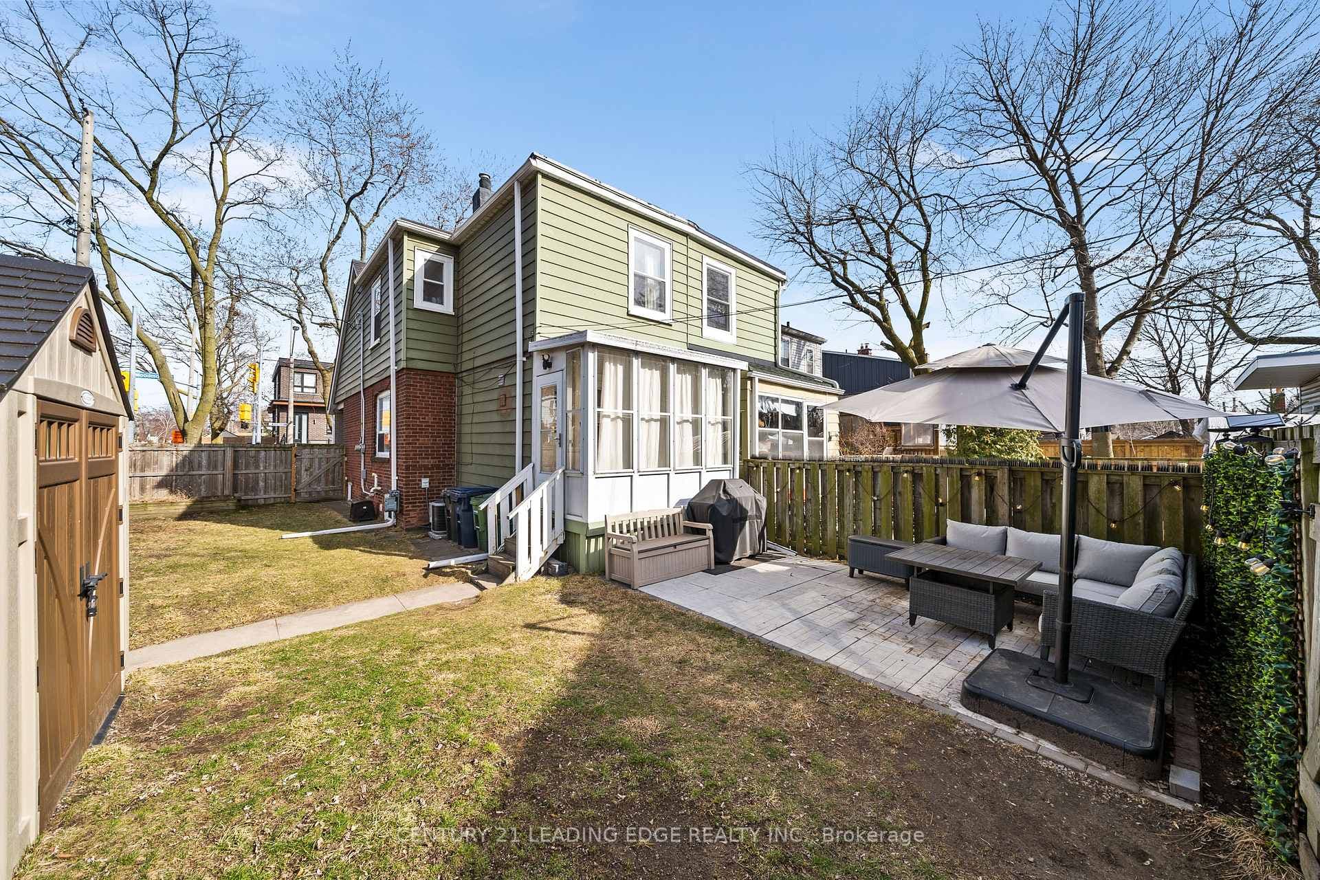 196 Woodmount Avenue photo 38