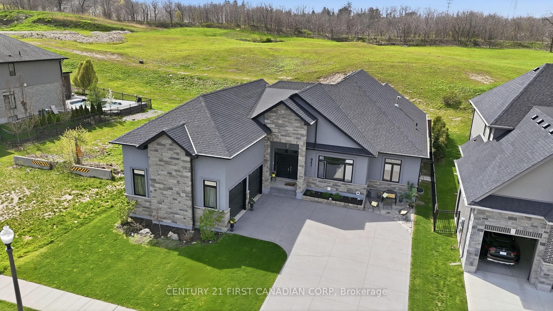 941 Longworth Road photo 40