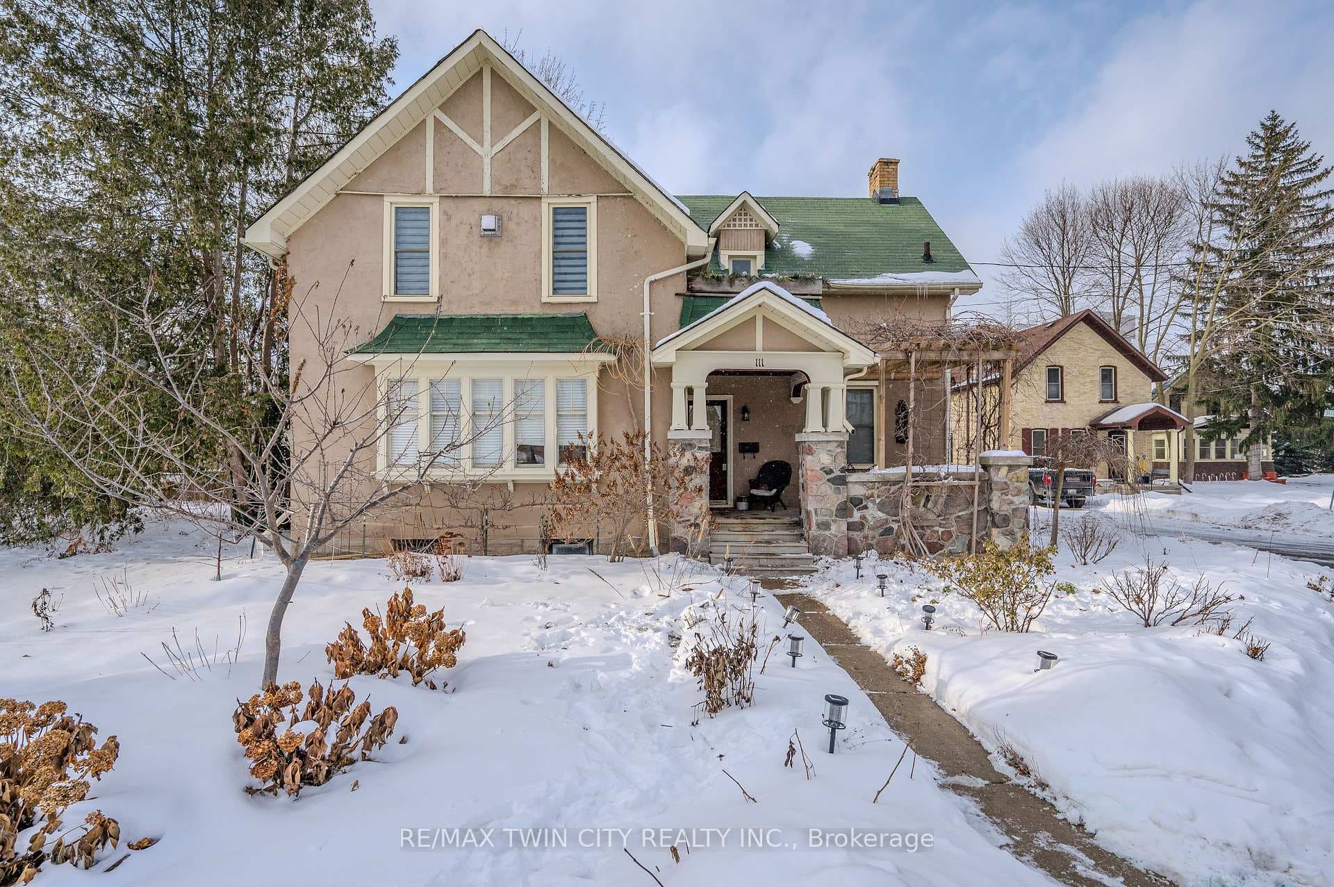 111 Lancaster Street photo 1