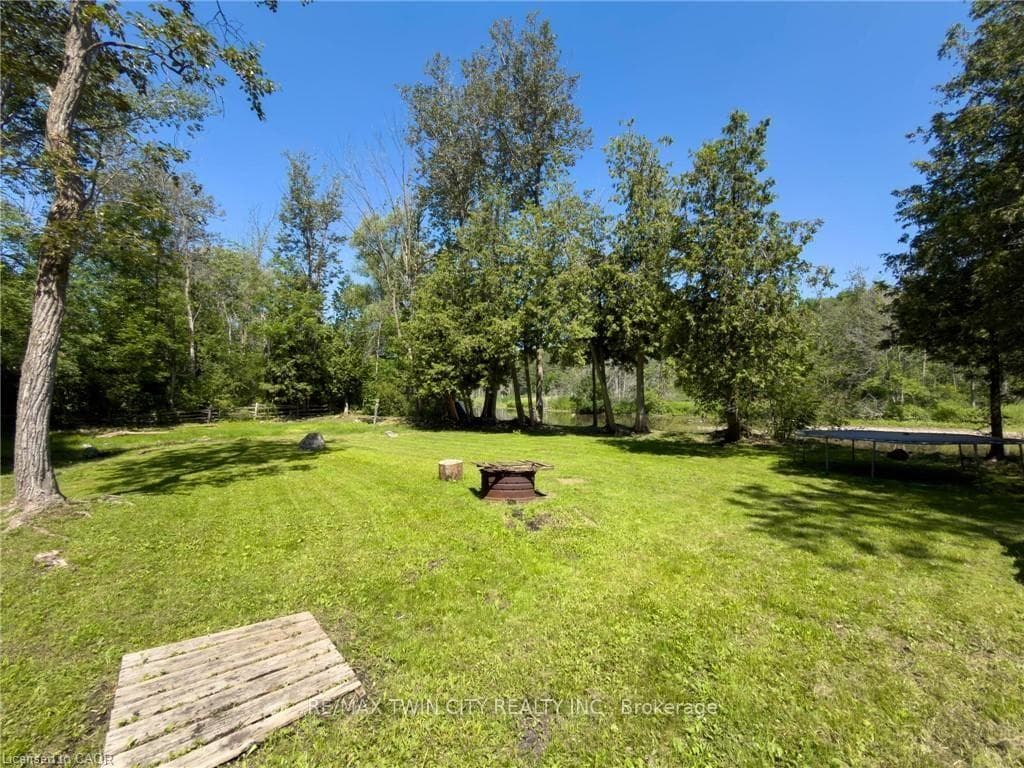 10 Hillcrest Street photo 43