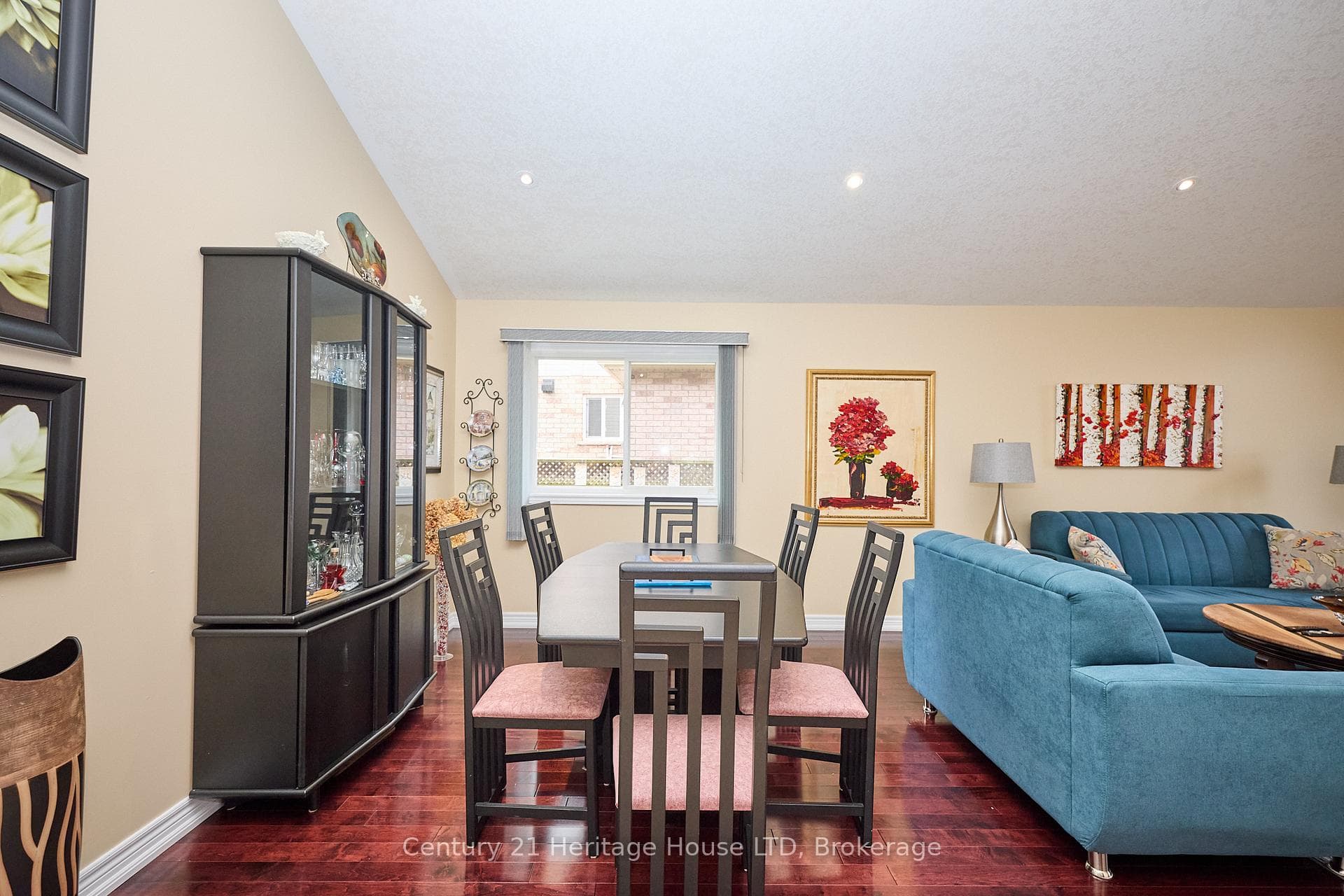 222 Dorchester Drive photo 13