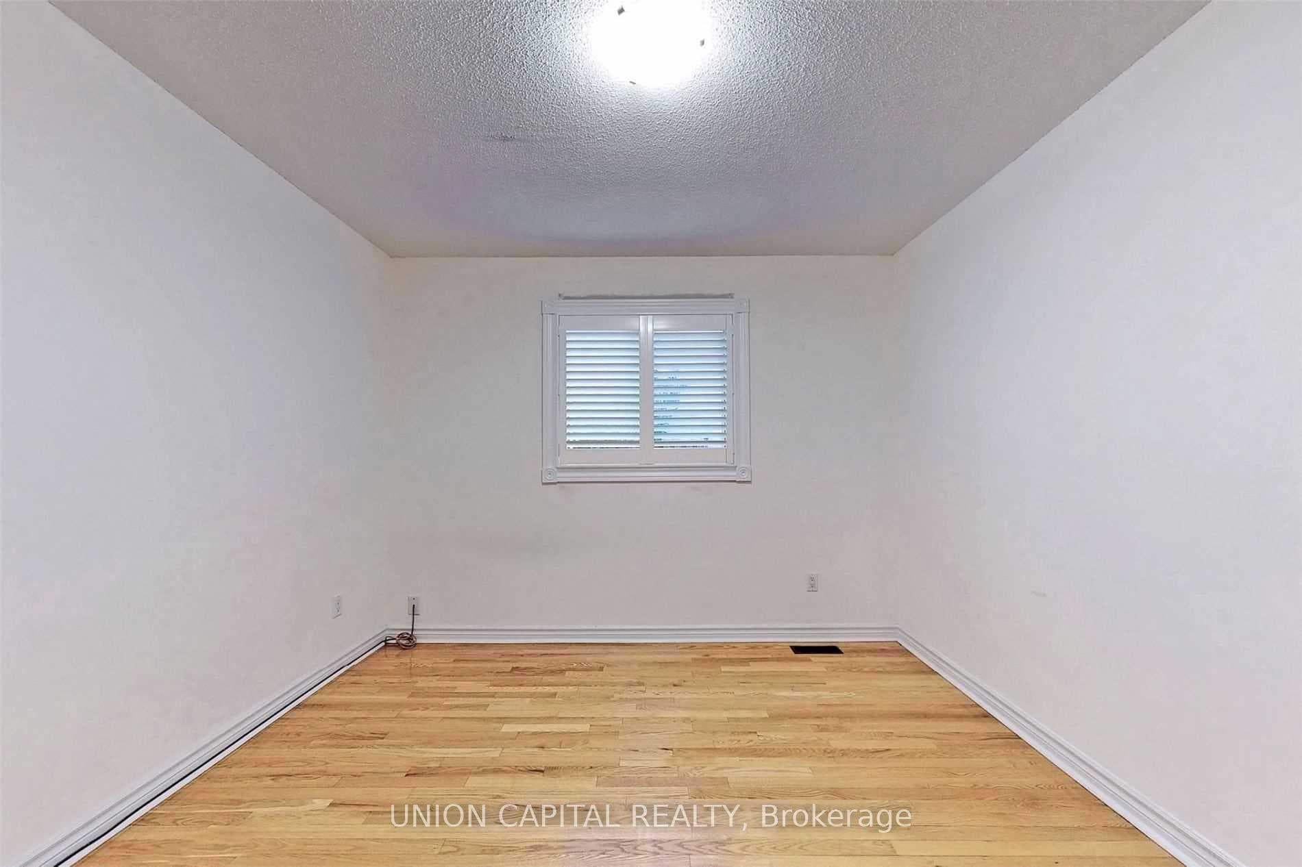 51 Kimbark Crescent photo 12
