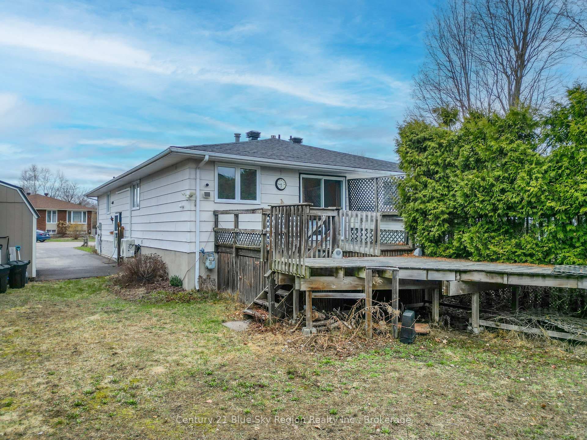 30 Harris Drive photo 36