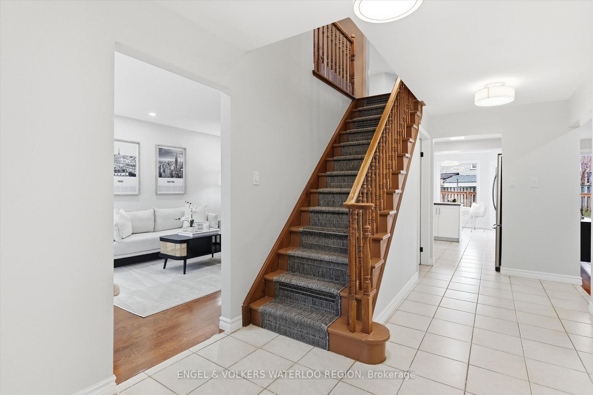 18 Regal Drive photo 22