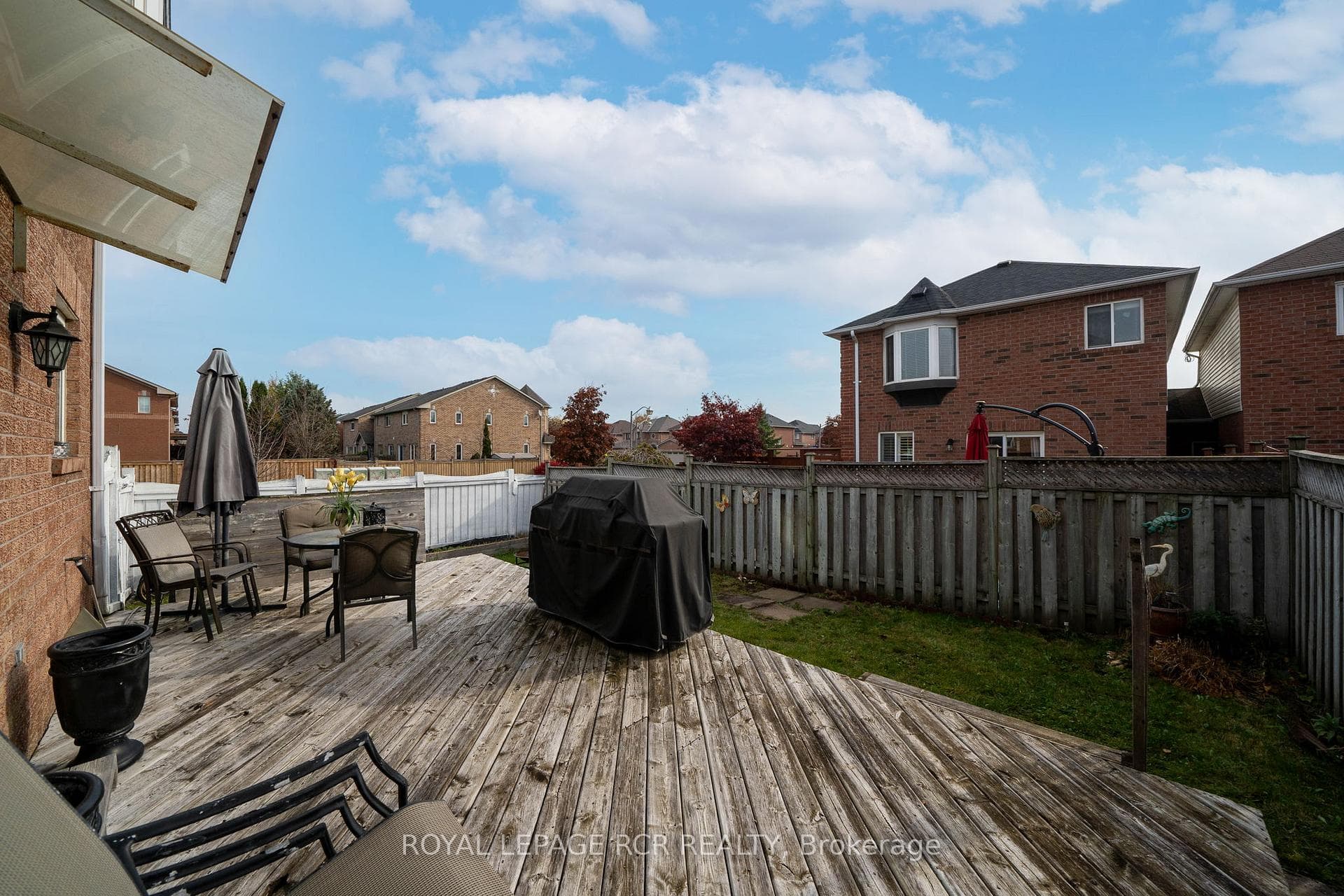 Yard - Back Deck