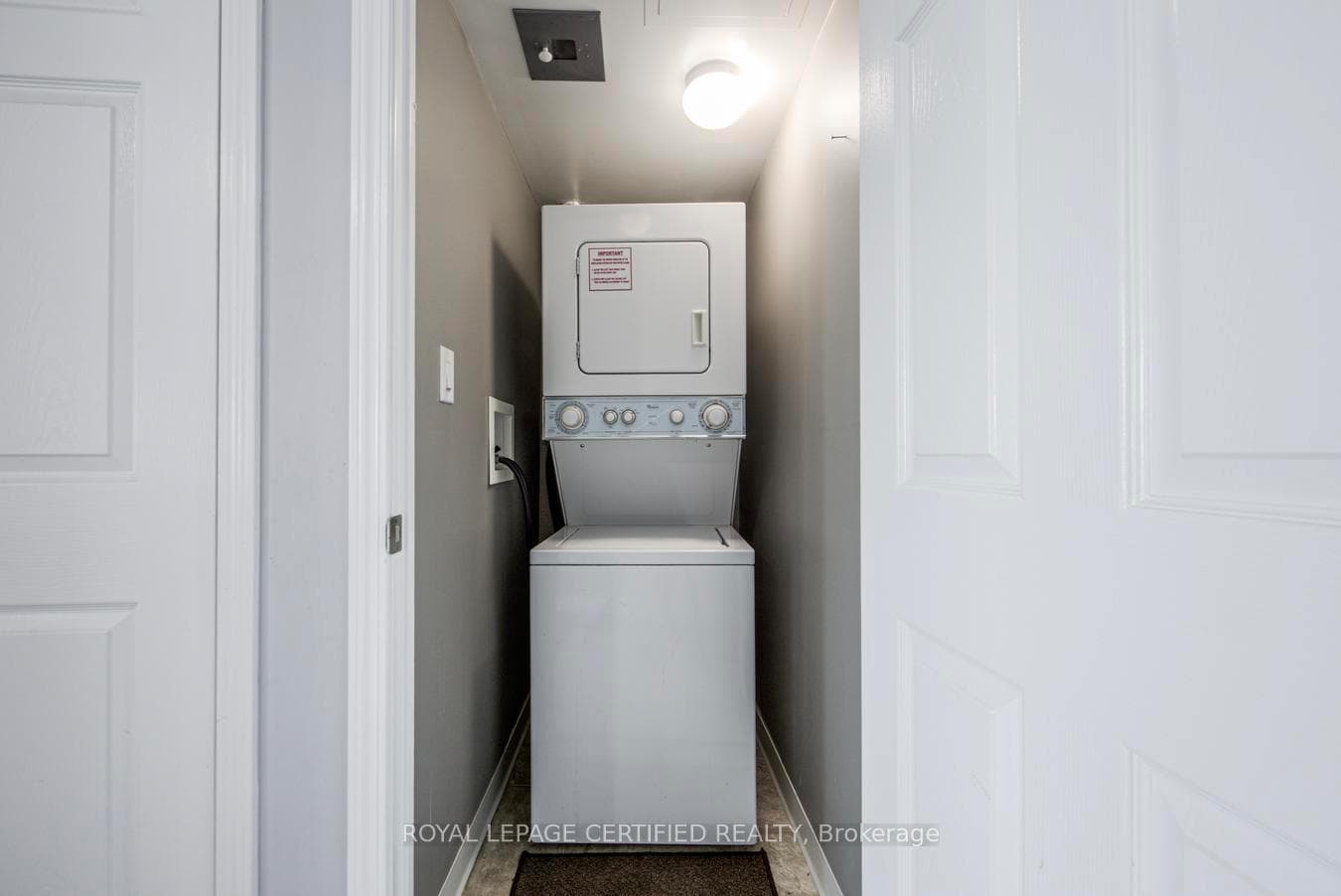 208 Enfield Place Unit 3301 photo 23