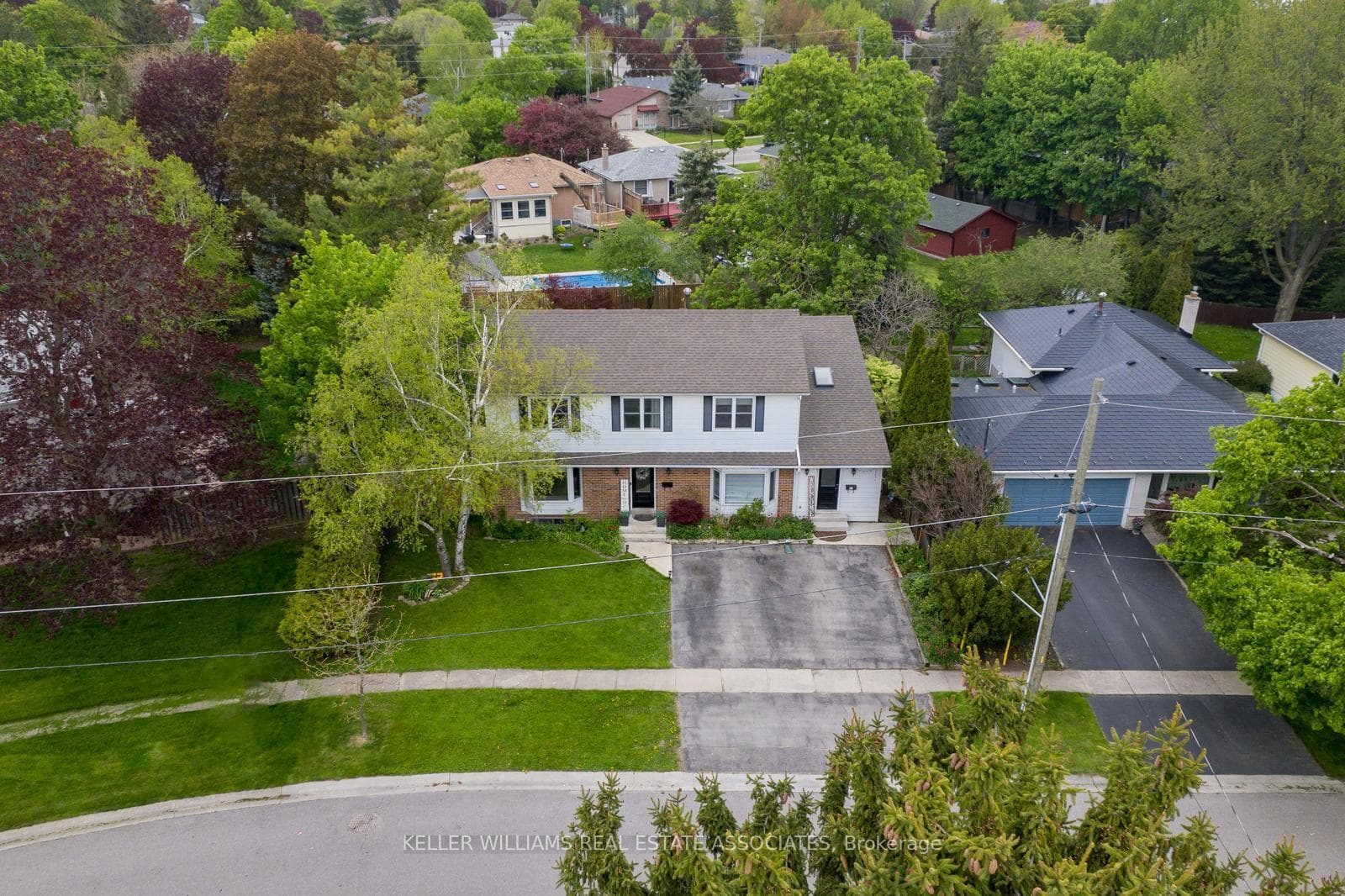 9 Fagan Drive photo 4
