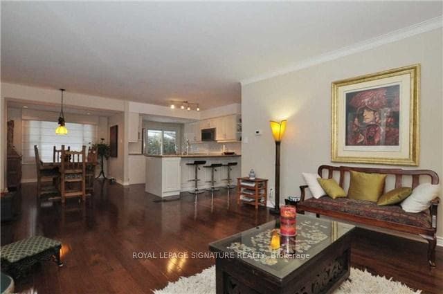 32 Overton Crescent photo 1