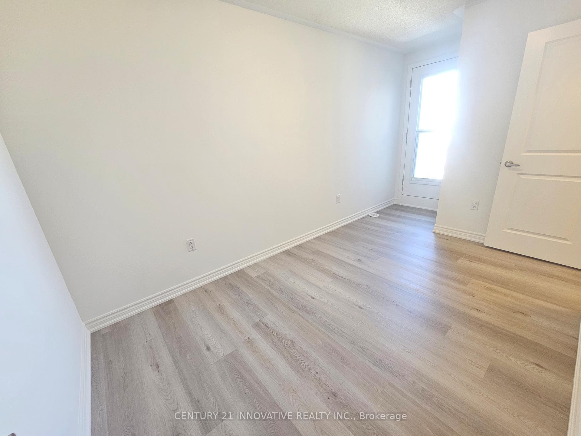 82 Yorkshire Drive photo 18