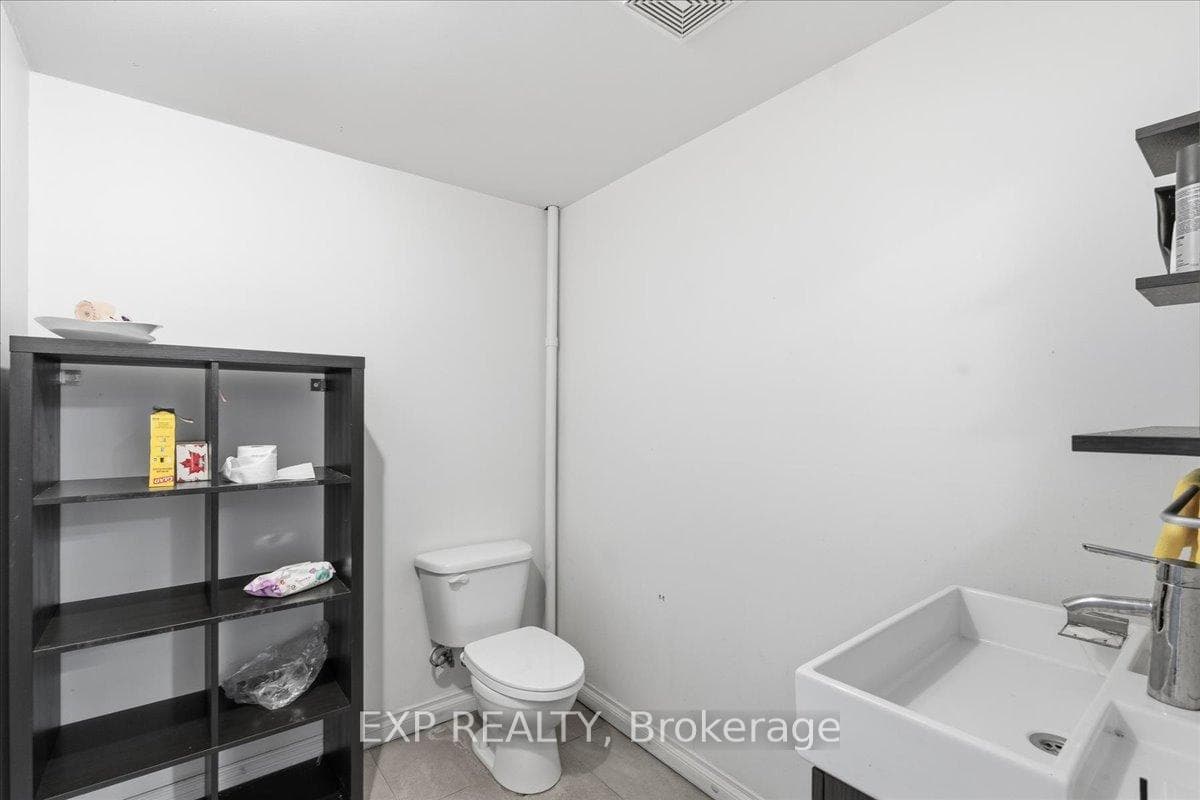 470 North Rivermede Road Unit 14 photo 25