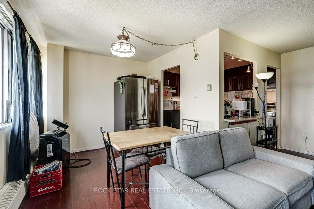 10 Sunny Glenway Unit 1711 photo 12
