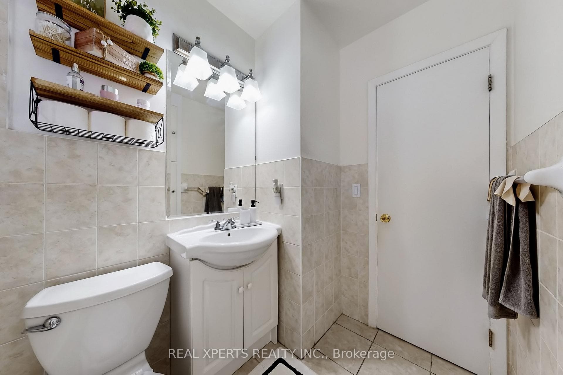 200 Rosemount Drive photo 27