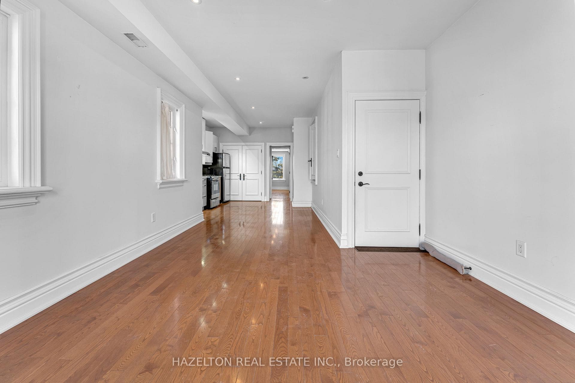 676 Shaw Street Unit 3 photo 3