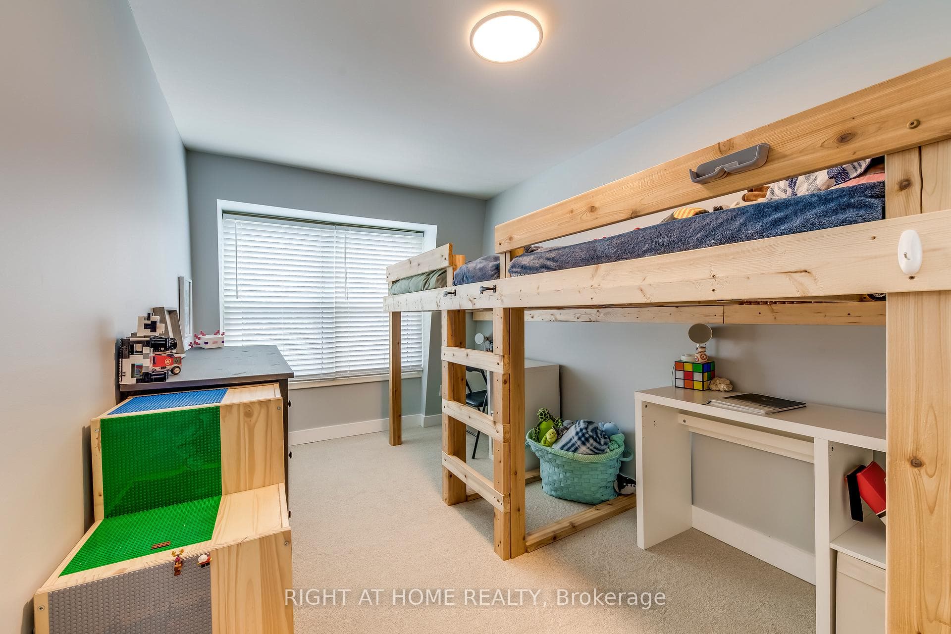 153 Limeridge Road Unit 10 photo 22