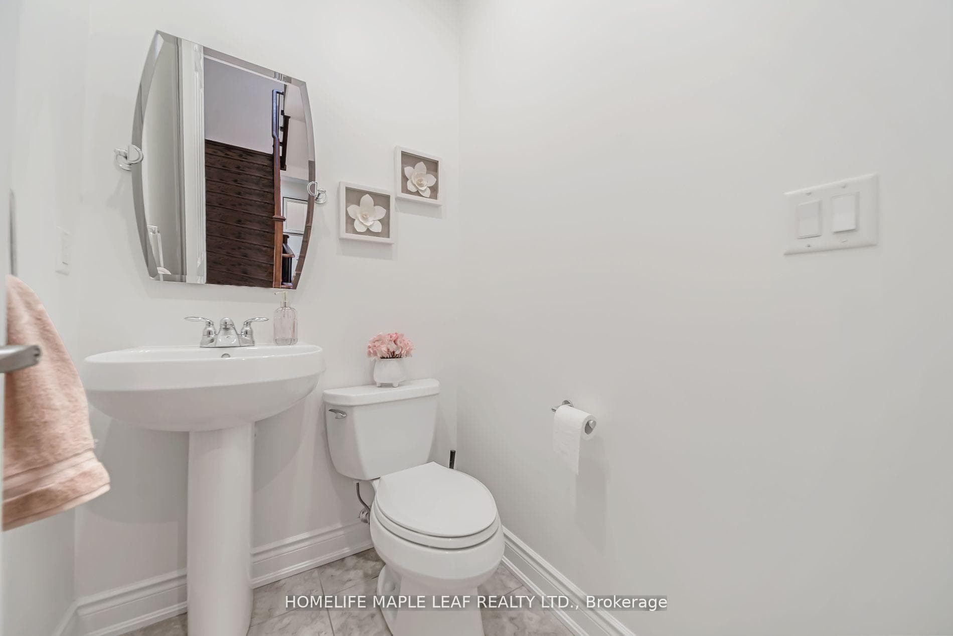 7 Kirkhollow Drive photo 12