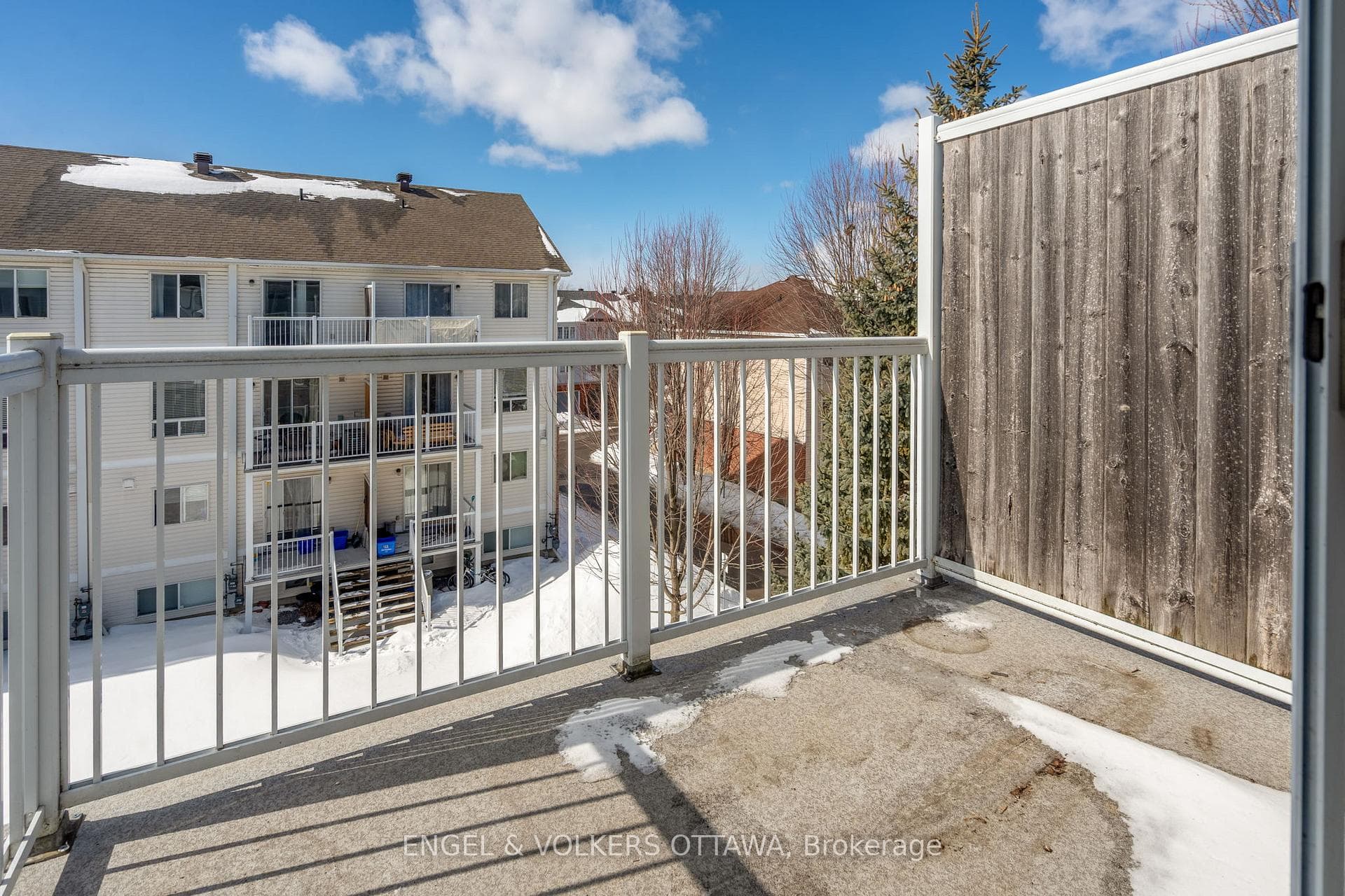 244 Gershwin N/A photo 39