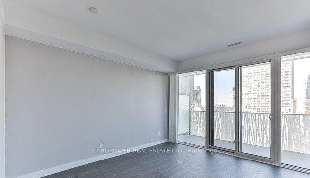42 Charles Street Unit 908 photo 7