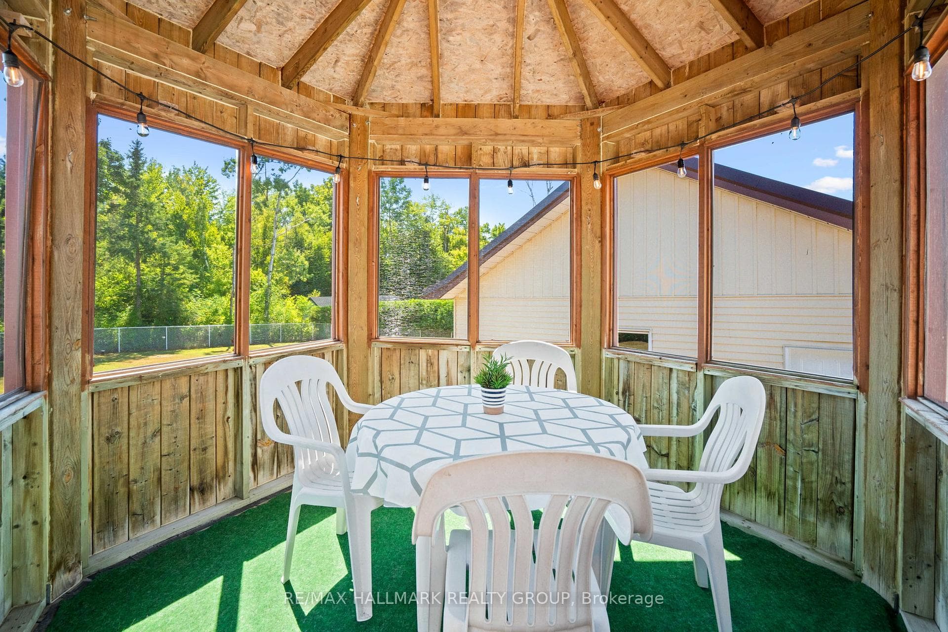 840 Du Golf Road photo 34