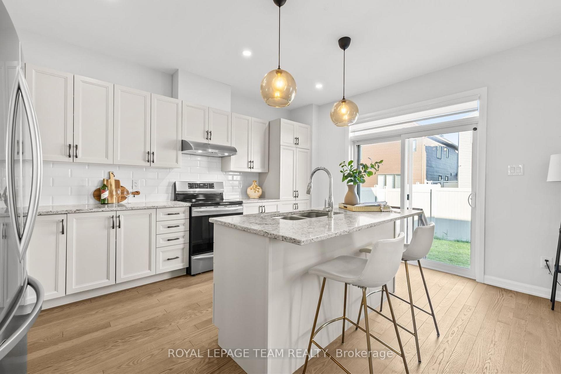 70 Ralph Erfle Way photo 8