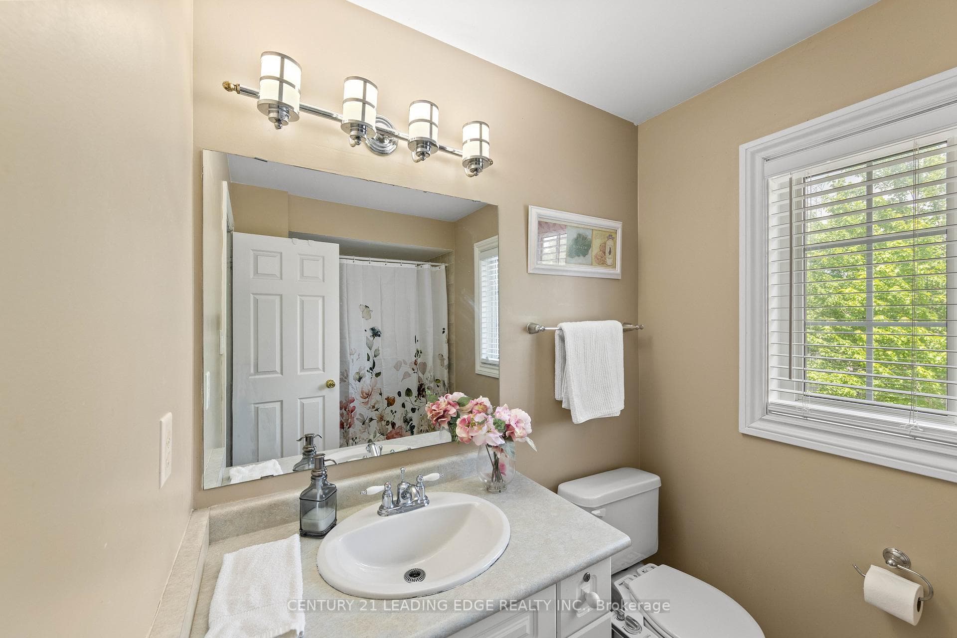 5 Haskell Avenue photo 45