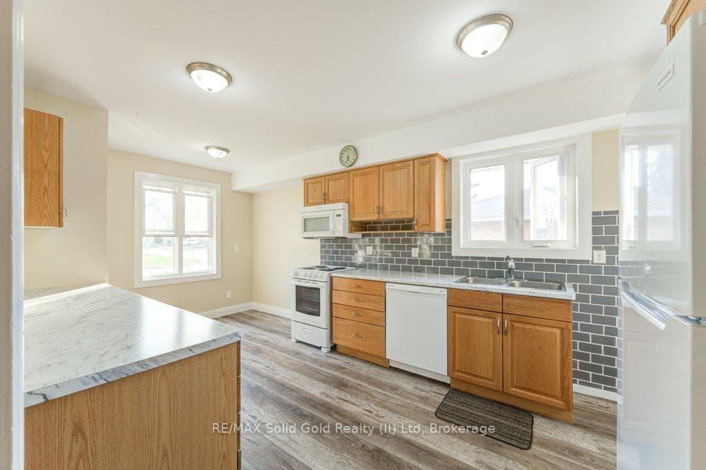286 Cartier Drive photo 9