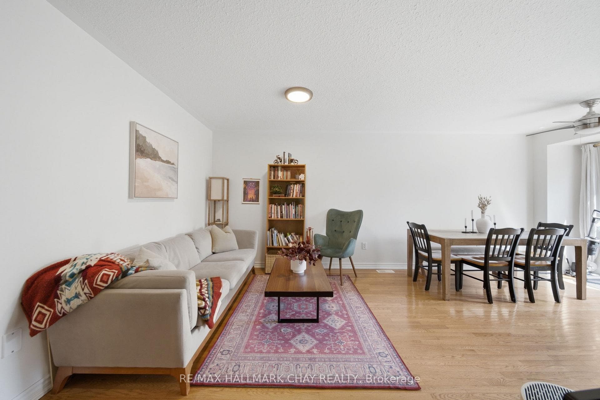 46 Michelle Drive photo 8