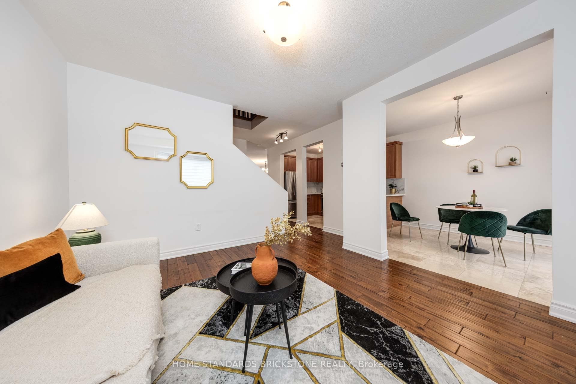 105 Mintwood Road photo 12