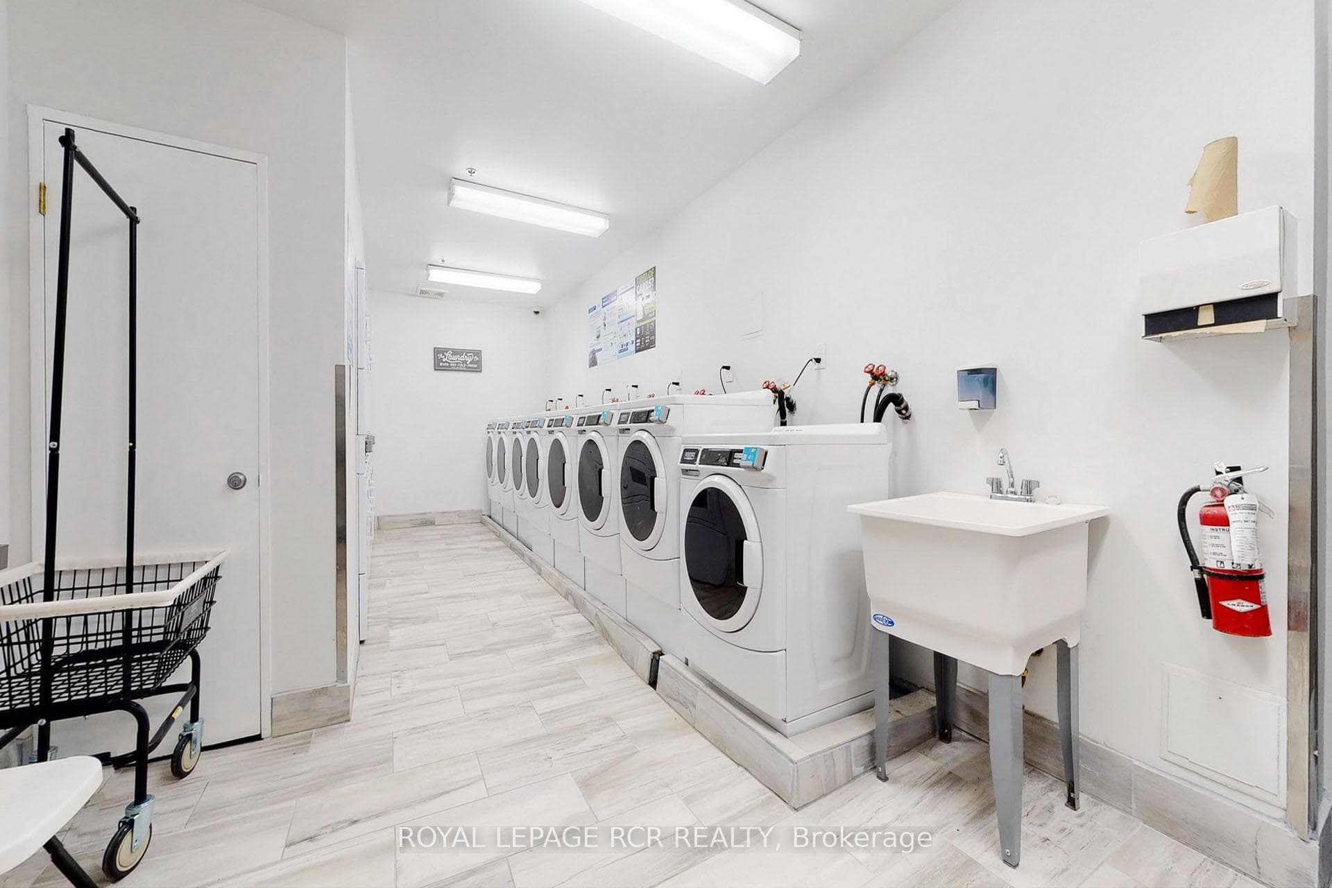 260 Davis Drive Unit P1013 photo 27