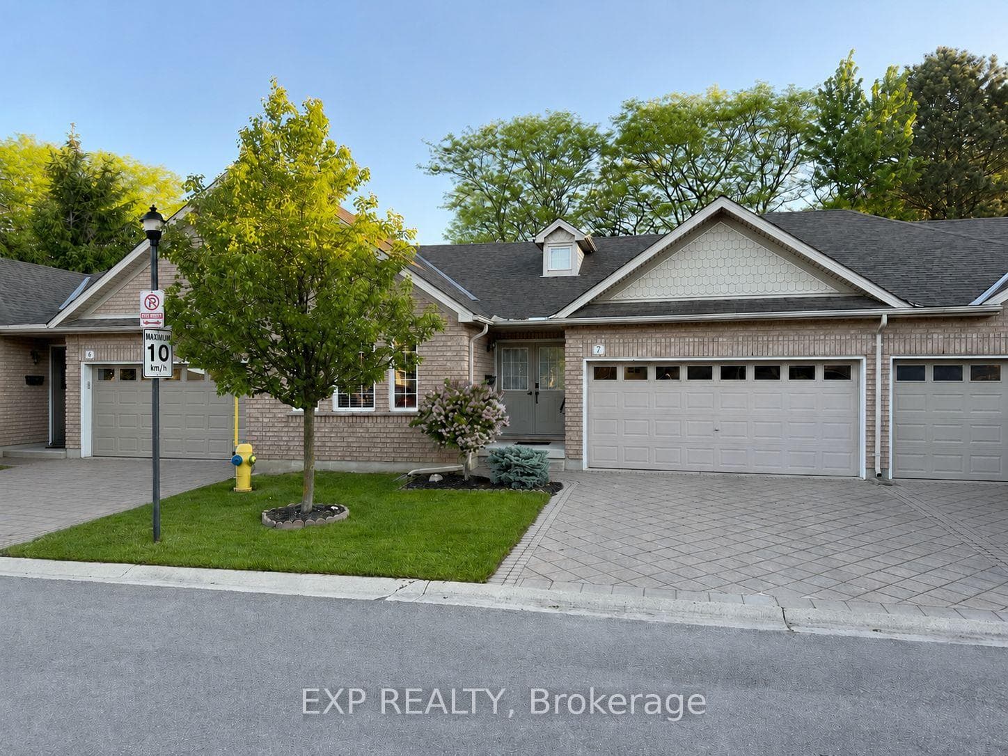 638 Wharncliffe Road Unit 7 photo 2