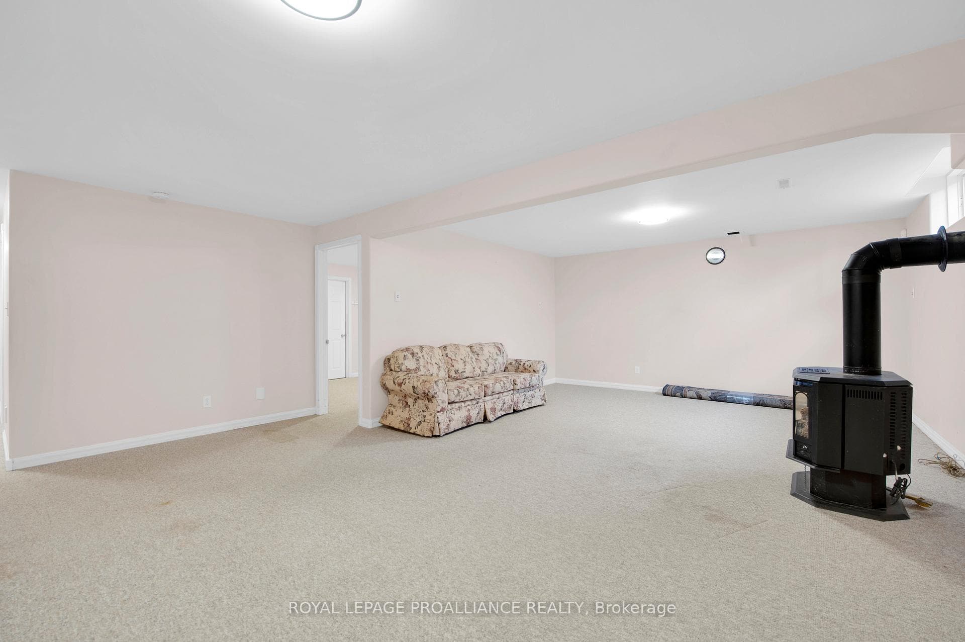 78 Hickory Grove photo 25