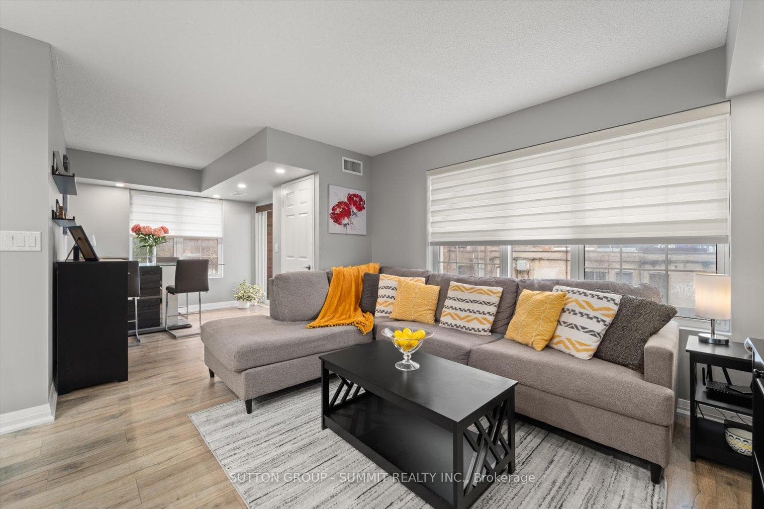 35 Hunt Avenue Unit 206 photo 14