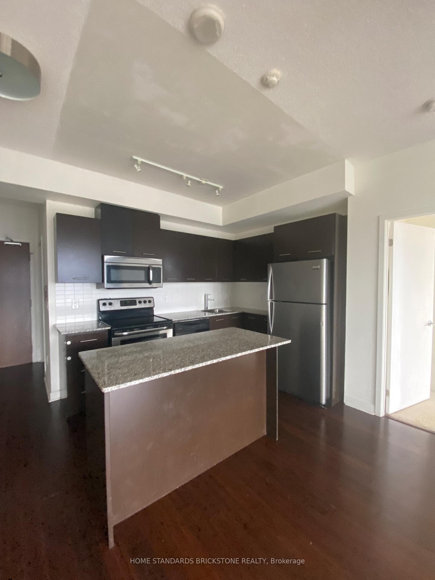 360 Square One Drive Unit 1409 photo 10