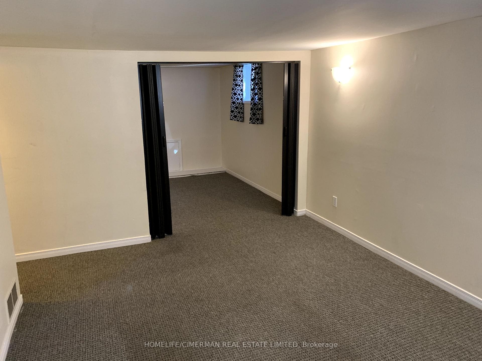 286 Drew Street Unit Bsmt photo 5