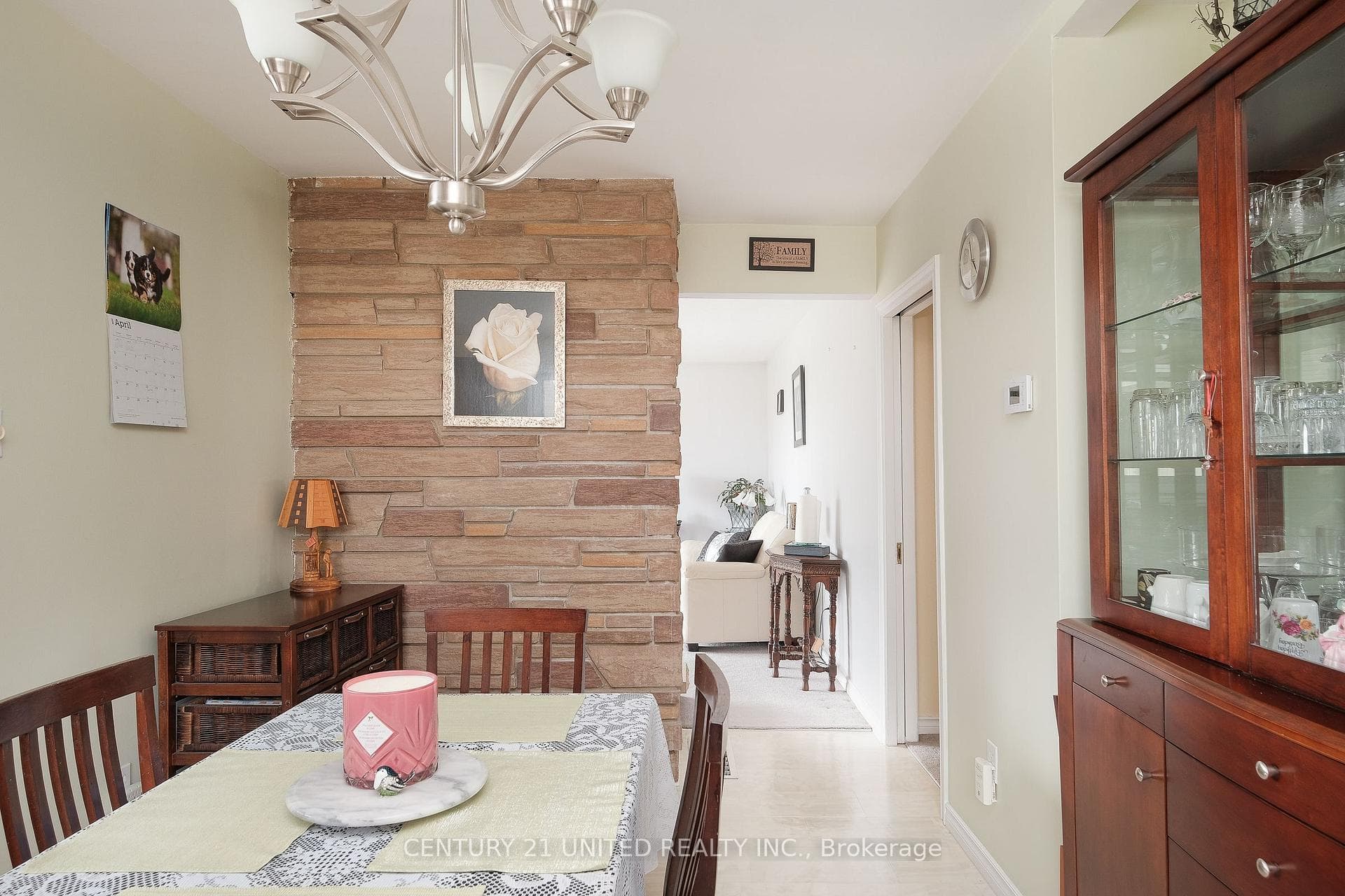 1366 Leighton Road photo 12