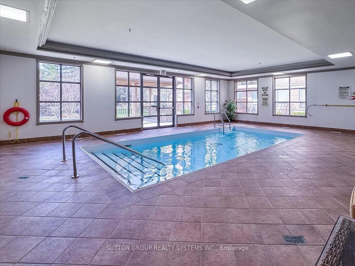 100 Burloak Drive Unit 2413 photo 19