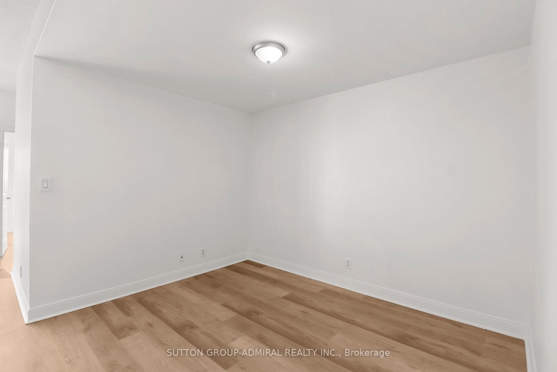 60 Absolute Avenue Unit 2904 photo 6