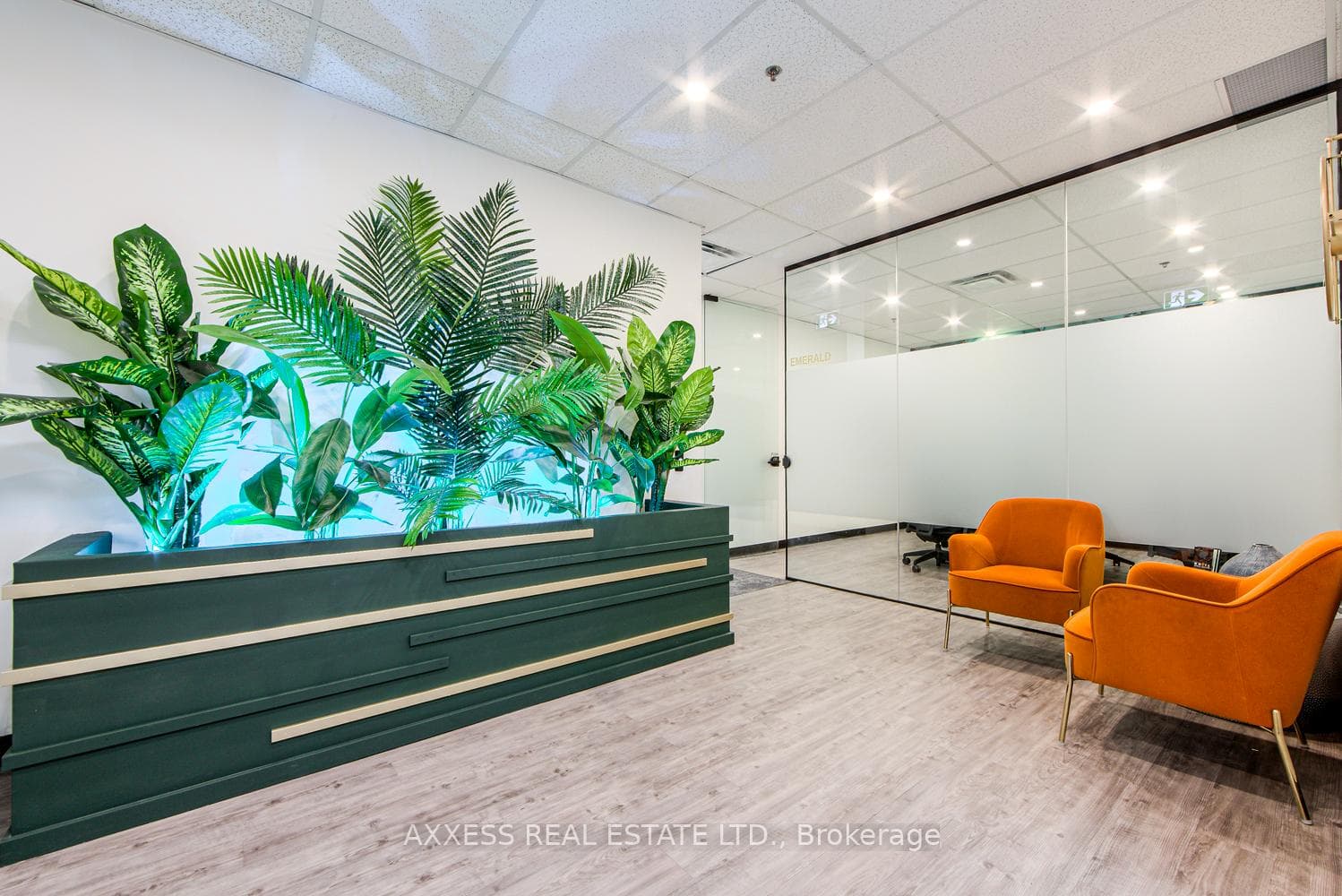 30 Eglinton Avenue Unit 400 photo 41