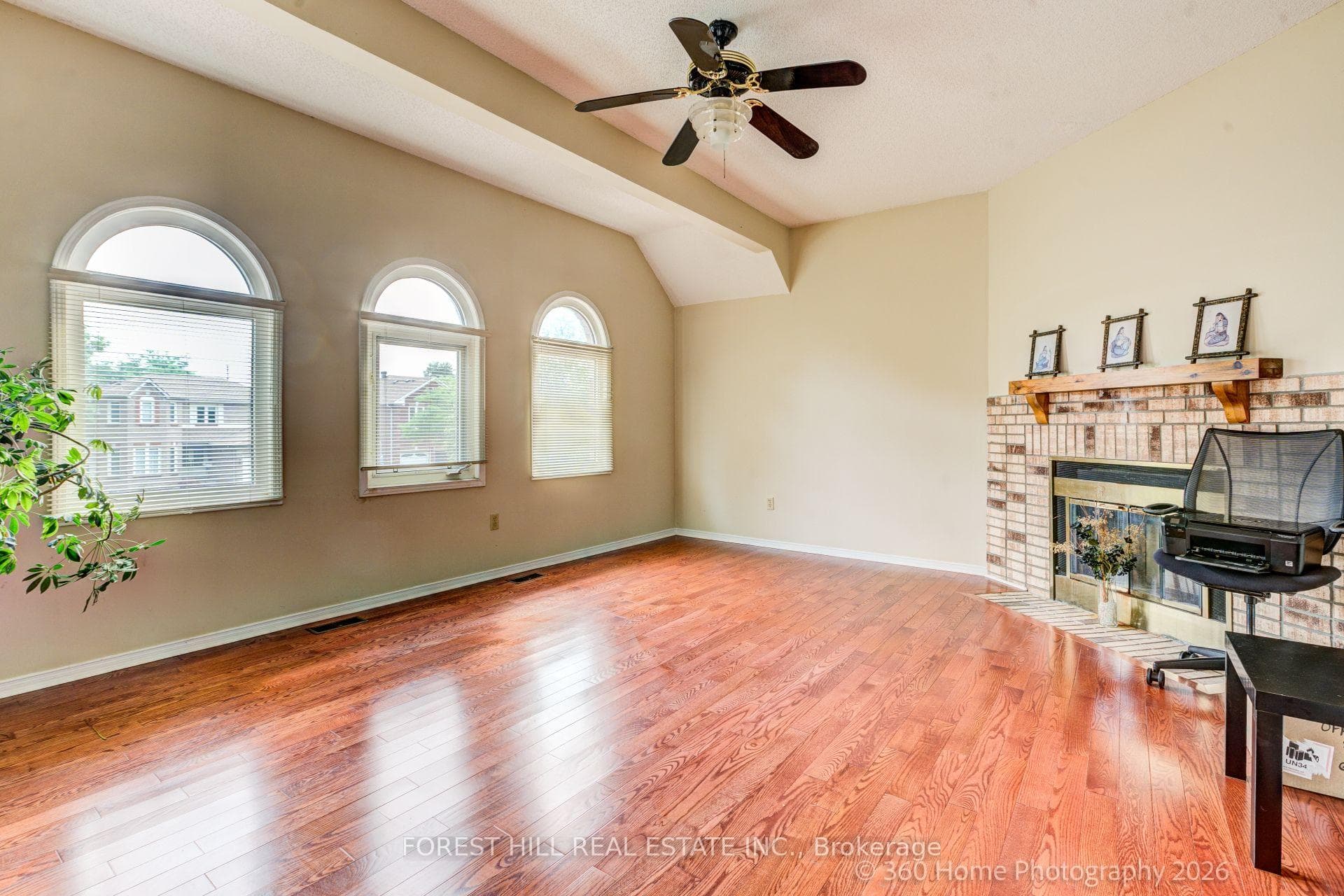 3679 Loyalist Drive photo 14