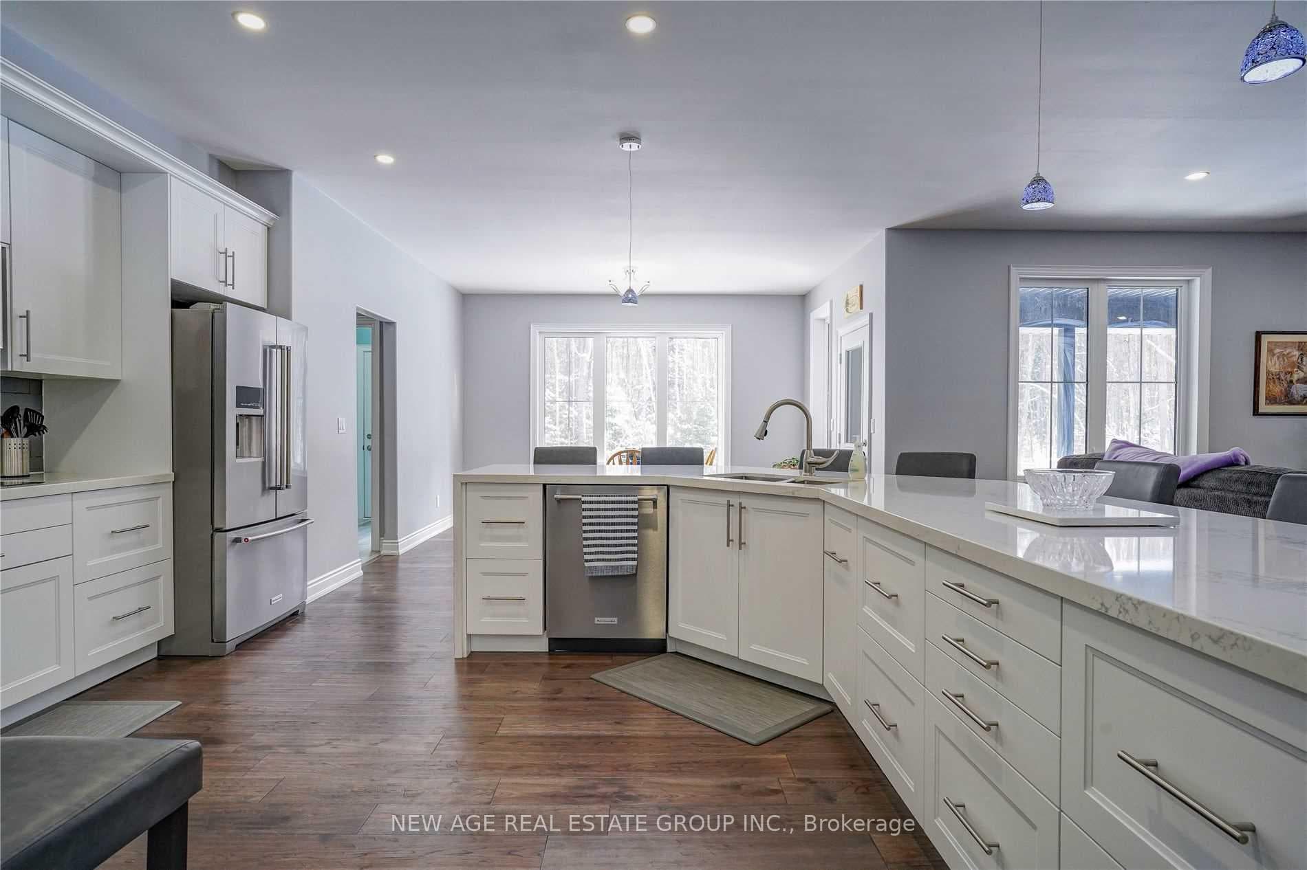 9031 Sideroad 17 N/A photo 24