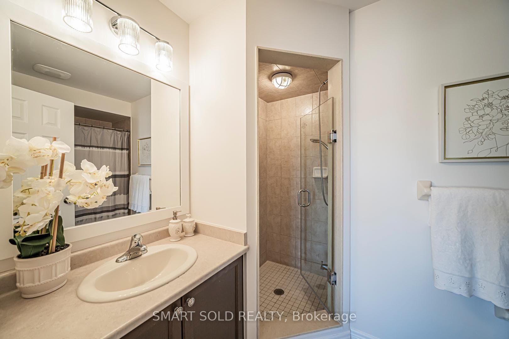 154 Yorkland Street photo 11